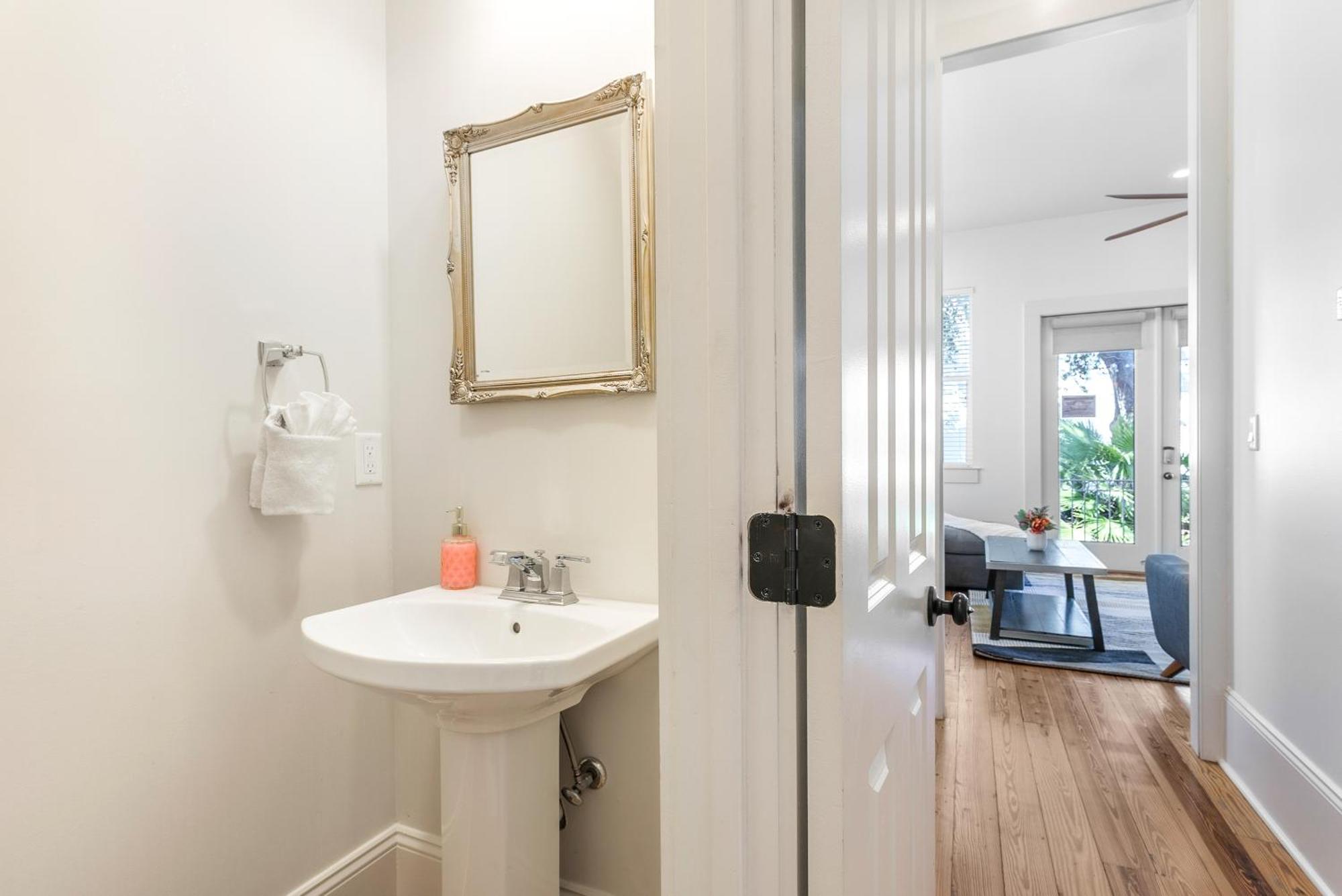 Amazing 3Br Cottage Off St Charles With Pool La Nouvelle-Orléans Extérieur photo